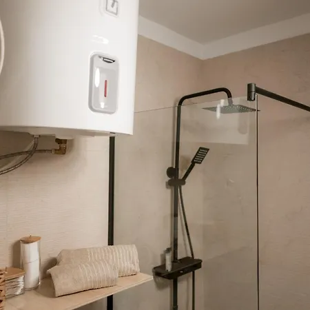 - Quiet & Cozy In Apartman *