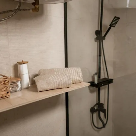 Apartman - Quiet & Cozy In *