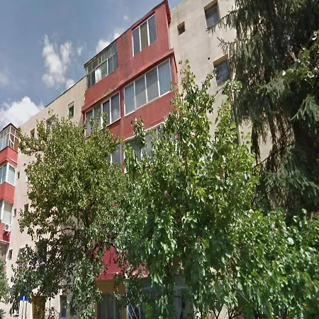 - Quiet & Cozy In Apartman