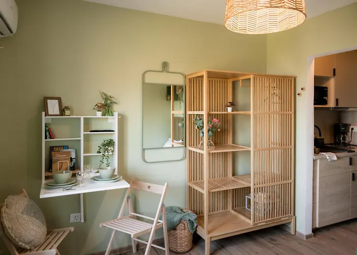 Oasis - Quiet, Cozy & Convenient *